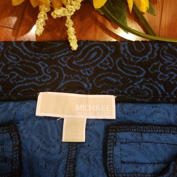 Michael Kors Blue with Black Lace design pants - Picture 6 of 7